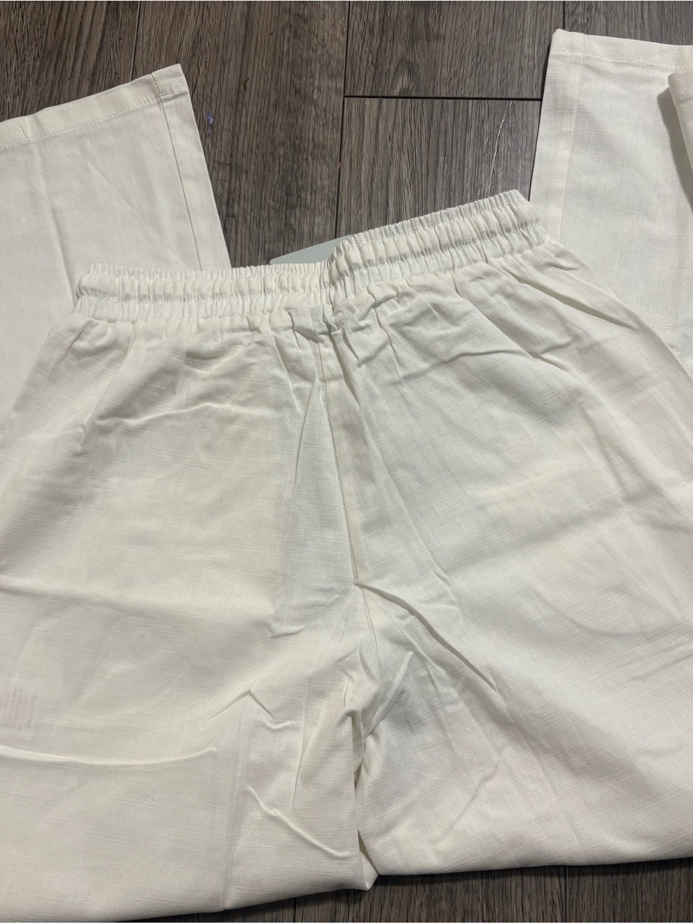 Elastic Waist Linen-Blend Pants in Off-White